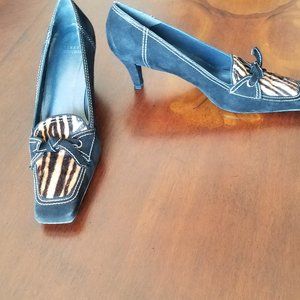 Stuart Weitzman shoes, size 11.